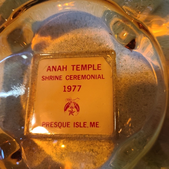 Sold! 1977 Presque Isle Me. ANAH Temple Shriner Ceremonial Amber Glass Ash Tray. - Picture 2 of 5